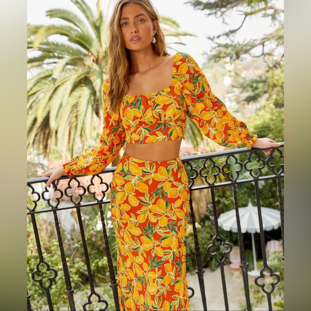 NEW- Vici Lemon Spritz Long Sleeve Crop Top & Midi skirt - Picture 2 of 5